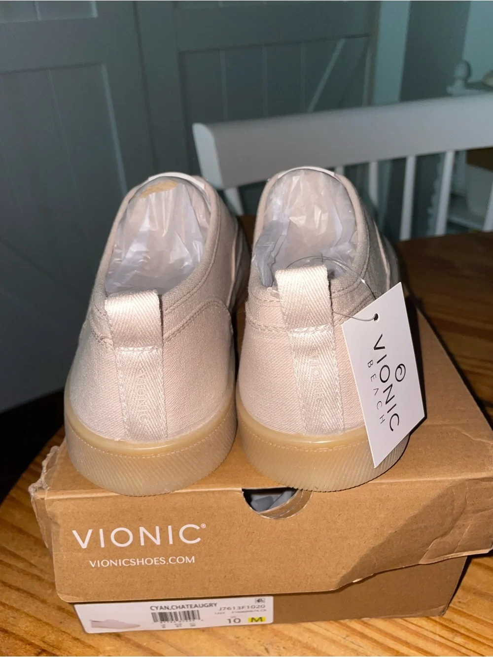 Vionic Women's Beach Cyan Slip On Sneaker In Chateau Grey Sz 10M NWB